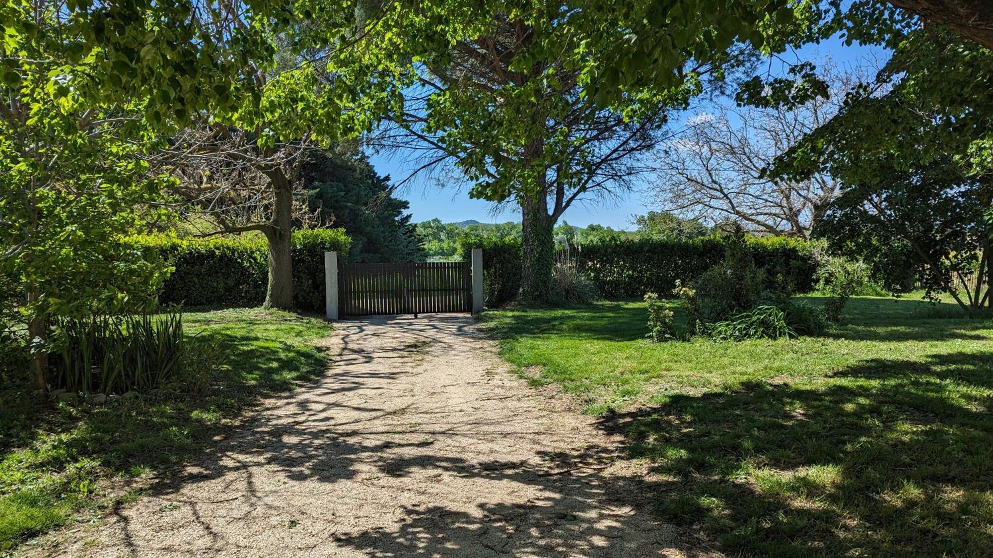 Rez-De-Jardin Independant Dans Ferme Maraichere Bio Avec Grand Jardin Privatif Clos Et Arbore クレ エクステリア 写真